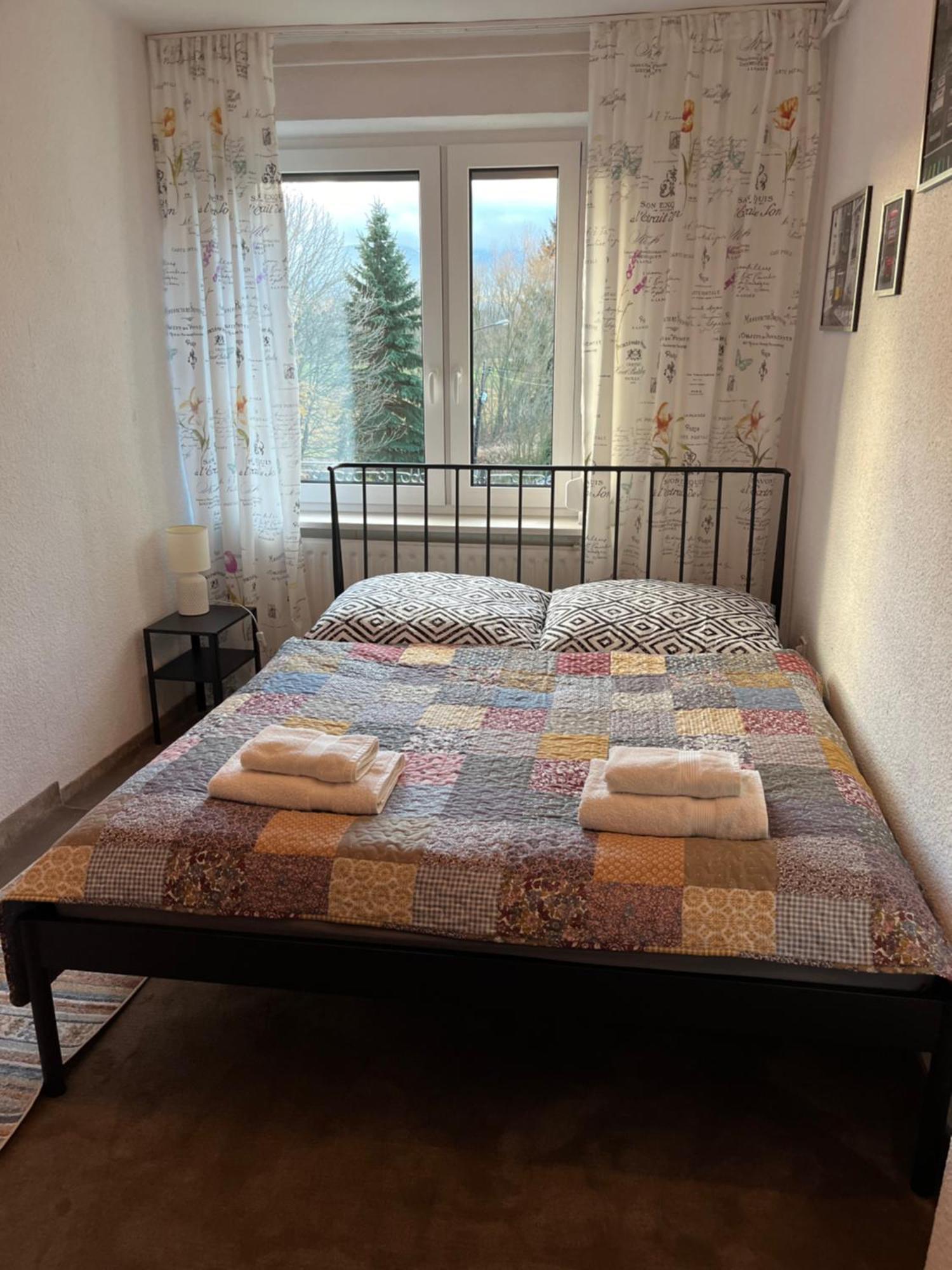Sweet Home Cieplice Mountain View Apartament By The Main Park And Thermal Pools Jelenia Góra Kültér fotó